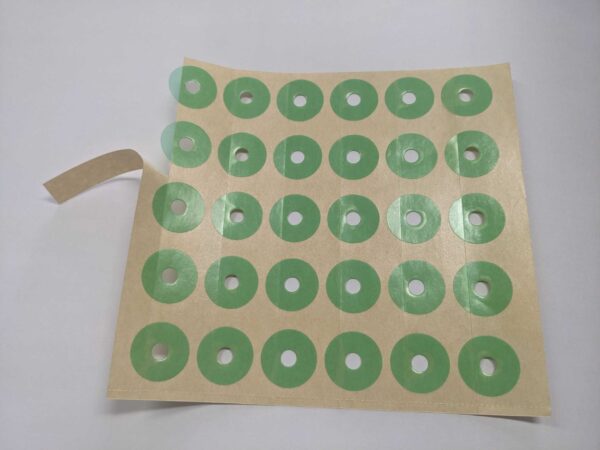 マグネット篏合部分の傷つき防止フィルム | マスキング・表面保護 課題解決ナビ マグネット篏合部分の傷つき防止フィルム | マスキング・表面保護 課題解決ナビ